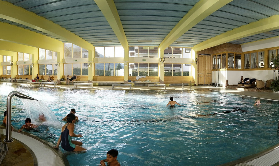 Крытый бассейн в спорт-отеле Kogler (Миттерзилль) – у нас любят плавать, нырять и прыгать